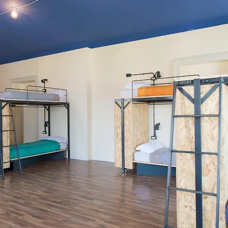 Hostel Controvento Terst