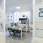 Controvento Albergue *