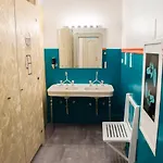 Hostal Controvento *