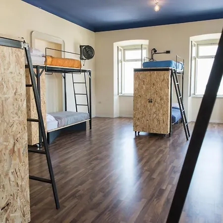 Auberge de jeunesse Controvento *