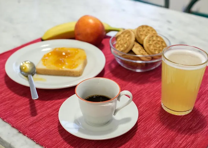 Controvento Hostel *