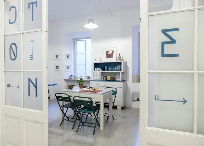 Controvento Hostel *