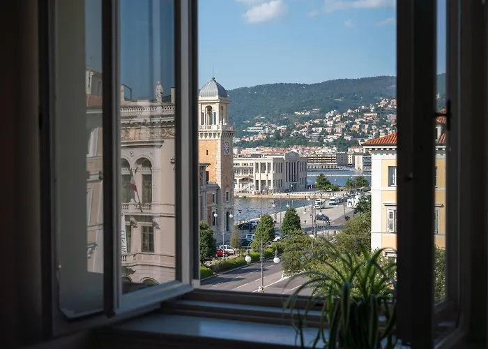 Controvento Hostel *