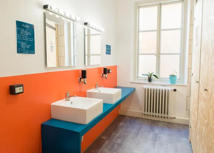 Controvento Hostal Trieste